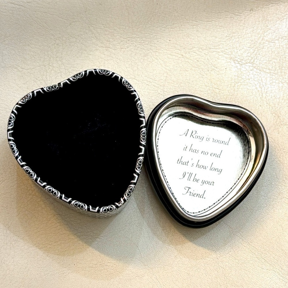 Brighton‎ ring box - Picture 2 of 4